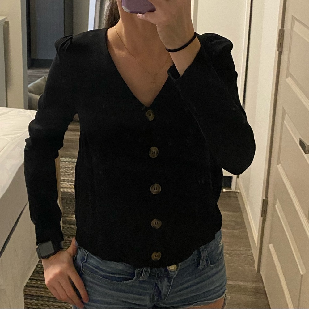 Black v-neck button top